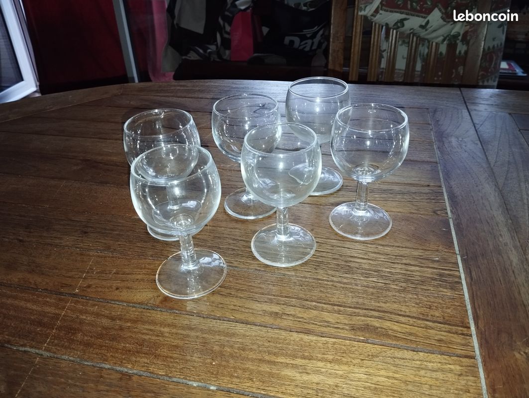 Petits verres ballon (image 1)