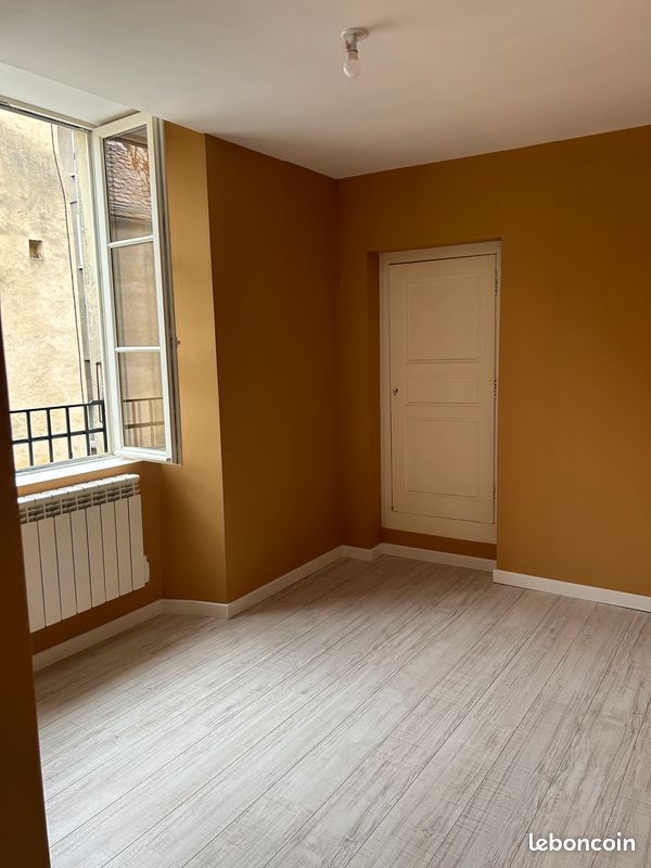 Appartement 2 pièces 30 m² · à Marvejols · 30 m² · 400 €/mois