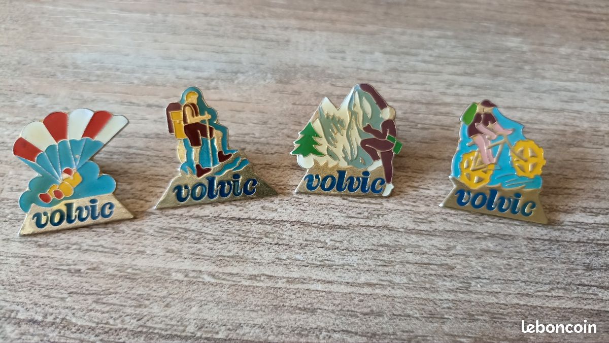 Lot De Pins Vintage Volvic Ski - Collection Sport D'Hiver - État Correct