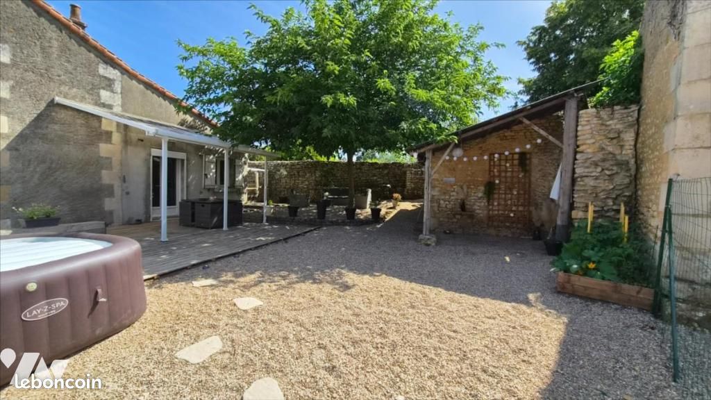 Maison 5 pièces 105 m² · à Buxerolles · 105 m² · 164 000 €
