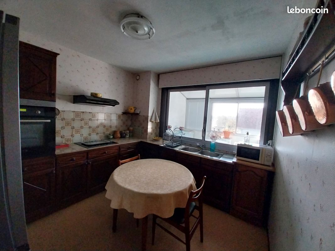 Appartement 4 pièces 77 m² · à Vierzon · 77 m² · 75 000 €