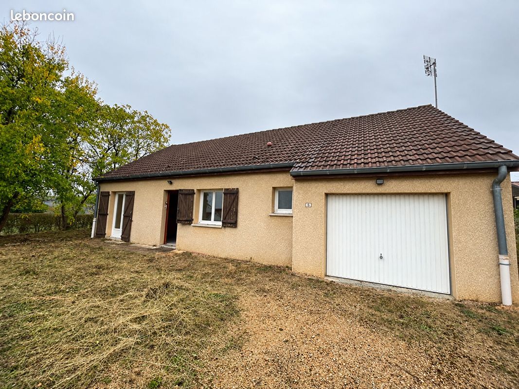 Maison 3 pièces 77 m² · à Salornay-sur-Guye · 77 m² · 120 000 €