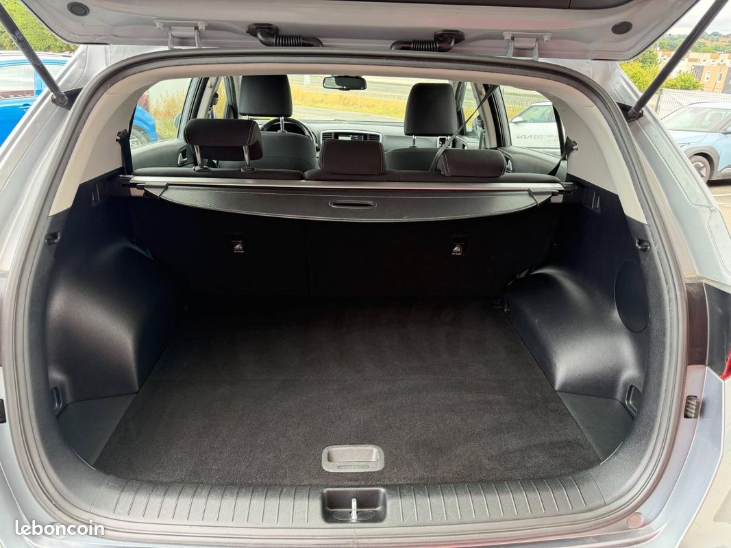 Kia Sportage 1.6 CRDi 115ch ISG Active 4x2 (image 12)
