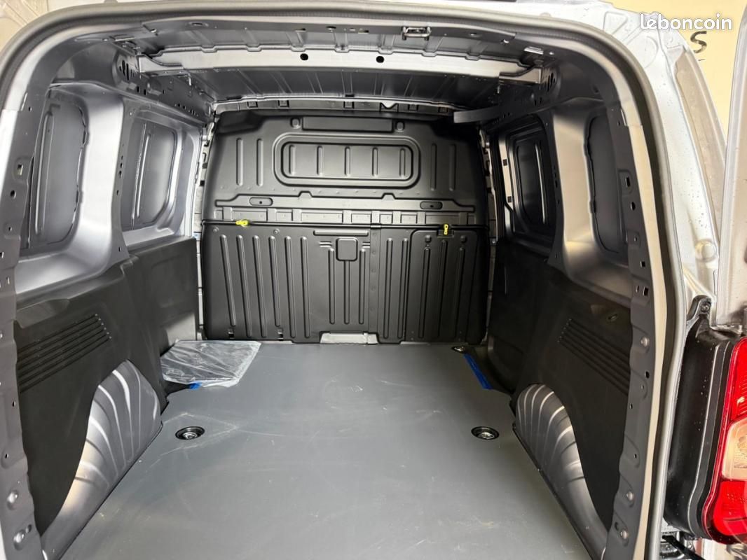 Citroën Berlingo VAN M DIESEL 130 CH AUT. XTR (image 11)
