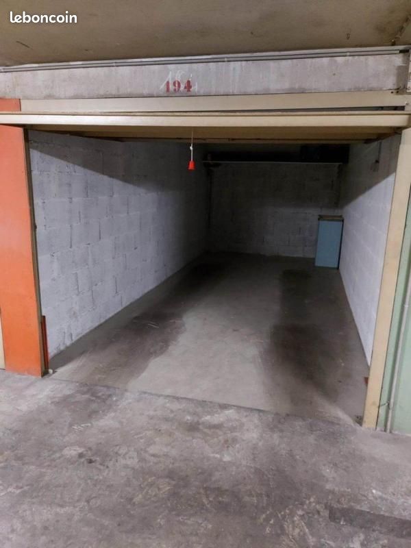 Garage Sete · à Sète · 135 €/mois