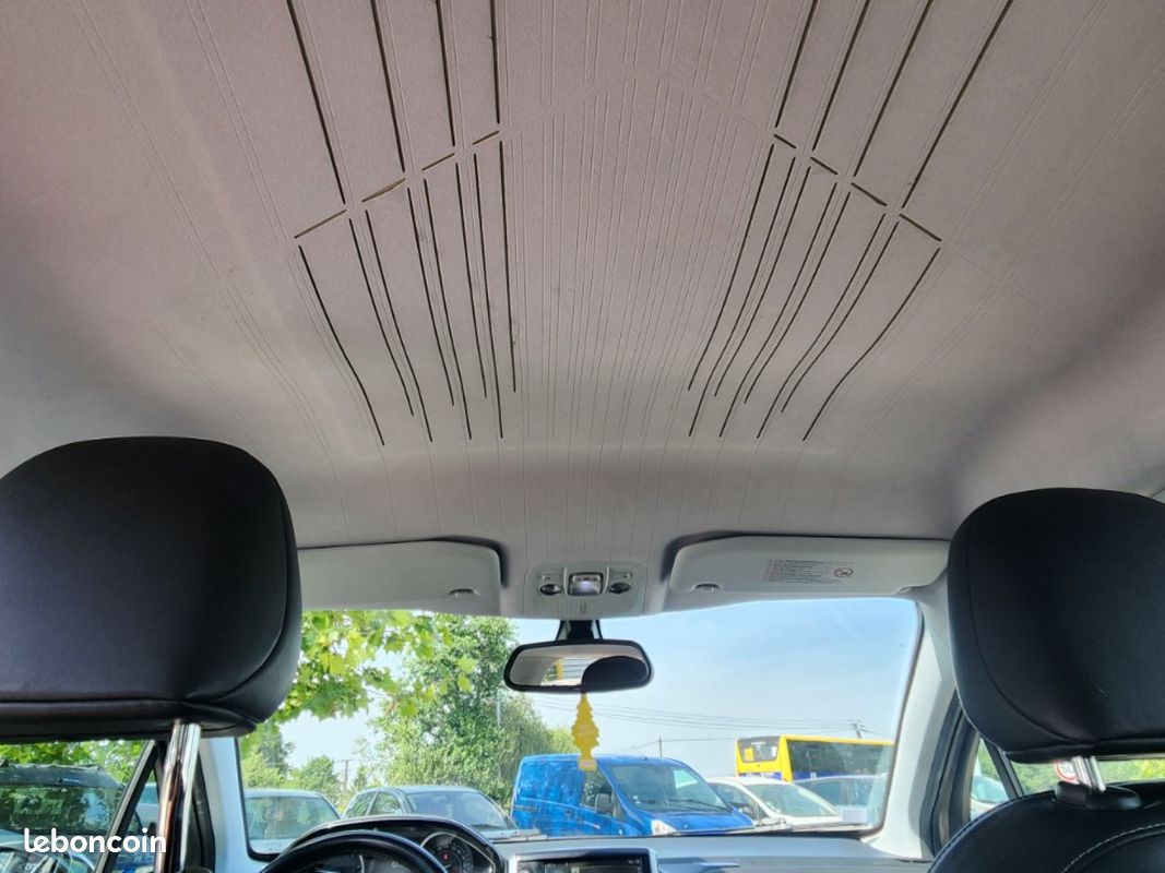PEUGEOT 2008 BUSINESS 1.6 e-HDi 92ch FAP BVM5 Business (image 11)