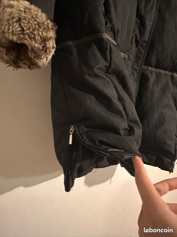 Doudoune Jacket avec Fourrure de Platinium taille S (image 3)