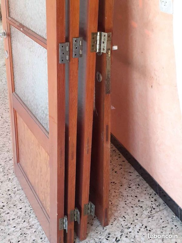 Portes en bon état (image 1)