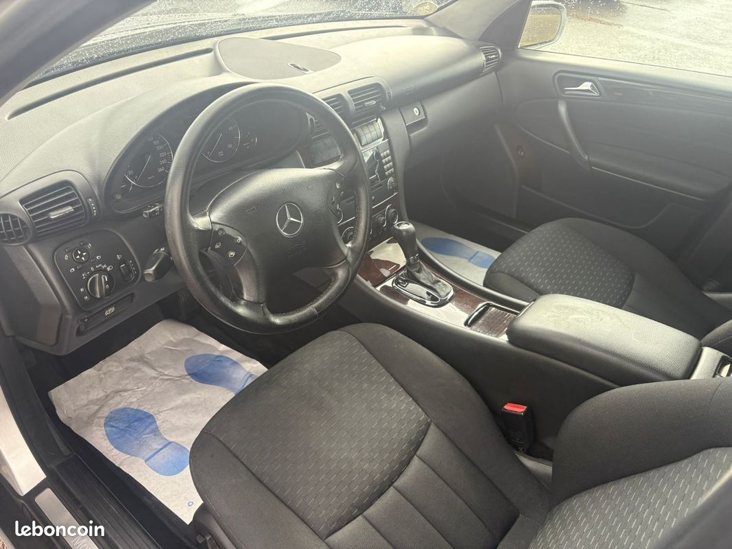 MERCEDES CLASSE C 220 Elégance 2.2 CDI 150 CV 01/2005 224500 KM BOITE DE VITESSE AUTOMATIQUE FEUX XÉNON SUIVI D'ENTR (image 12)