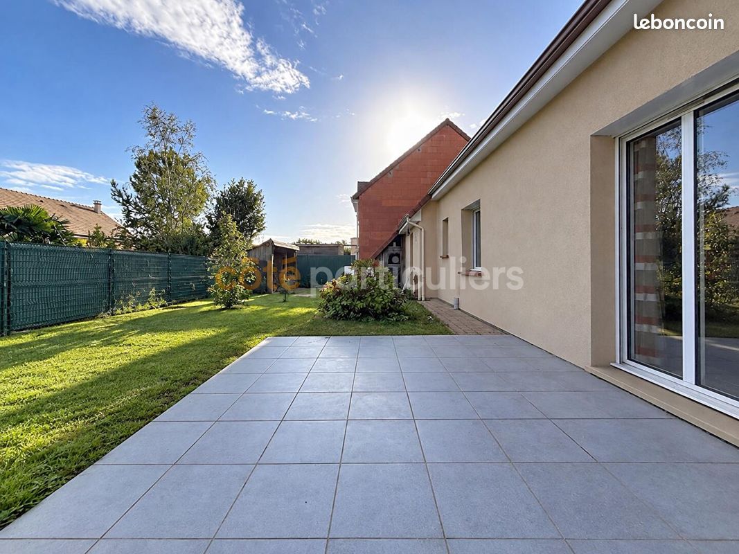 Maison 6 pièces 145 m² · à Saint-Étienne-du-Rouvray · 145 m² · 330 000 €