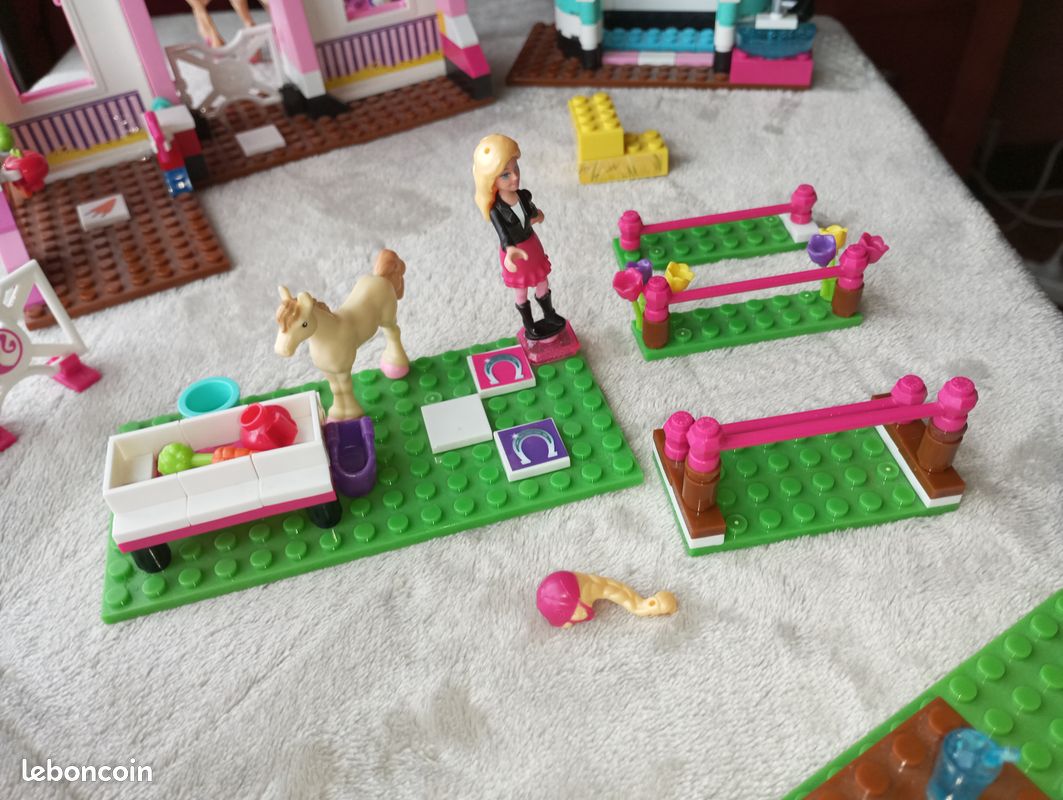 Megablocks l'écurie de Barbie 80246 (image 6)
