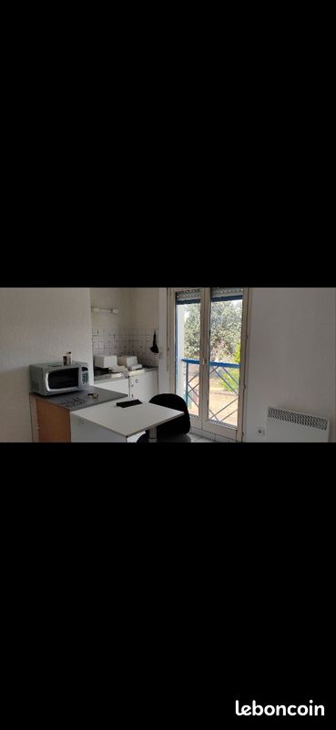 Appartement 1 pièce 21 m² · à Poitiers · 21 m² · 450 €