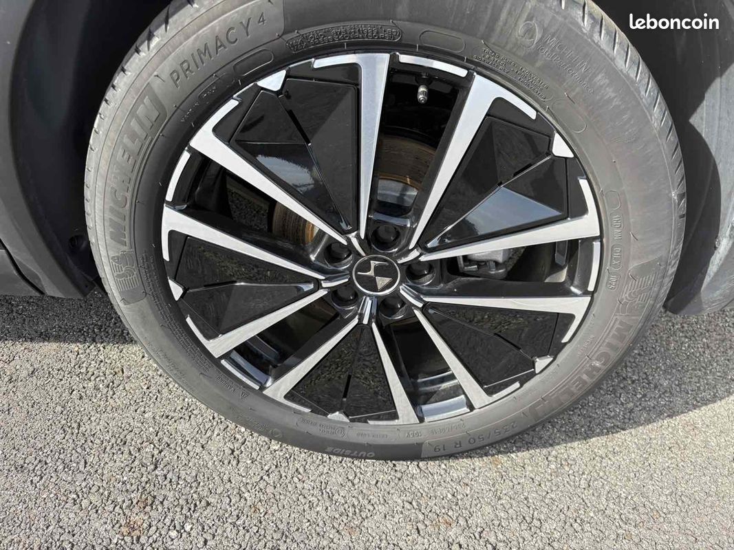 Ds DS 7 1.6 PLUG-IN HYBRID 4X4 300CH ETOILE (image 10)