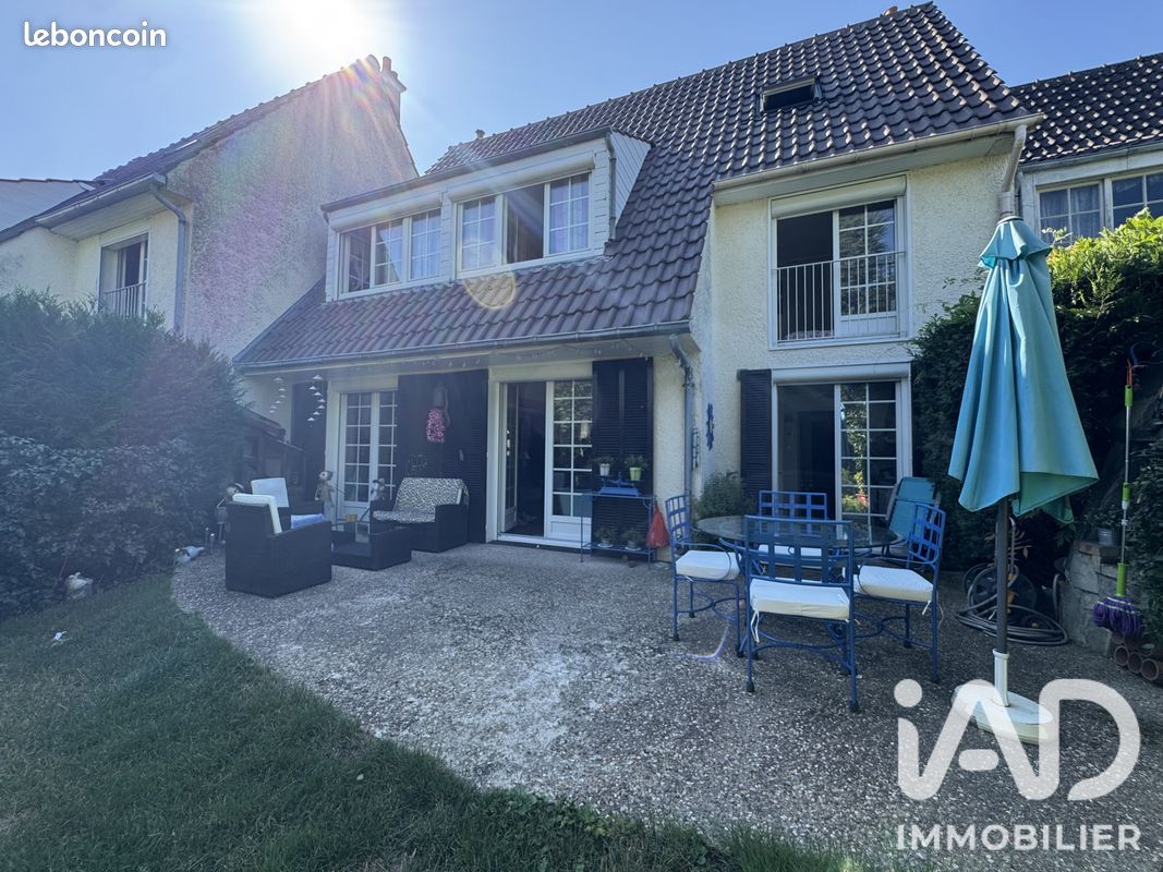 Maison 6 pièces 146 m² · à Breuillet · 146 m² · 299 000 €