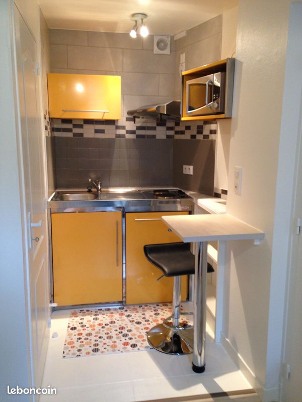 Appartement 1 pièce 14 m² · à Limoges · 14 m² · 300 €