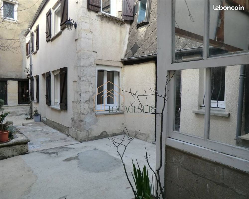 Maison 3 pièces 78 m² · à Bourges · 78 m² · 810 €