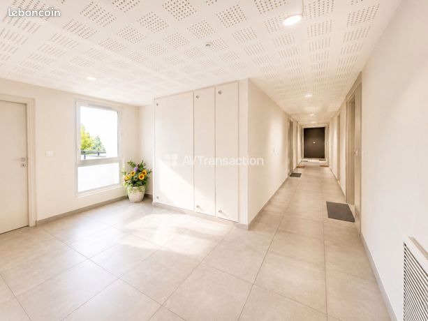 T2 -43 m²DE 2017 –Balcon- GARAGE - METRO REPUBLIQUE/GRATTE CIEL — 6
