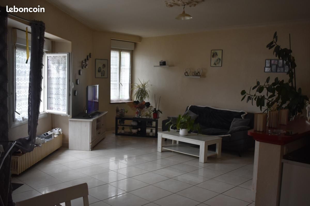 Maison 205 m² · à Candé · 205 m² · 234 500 €