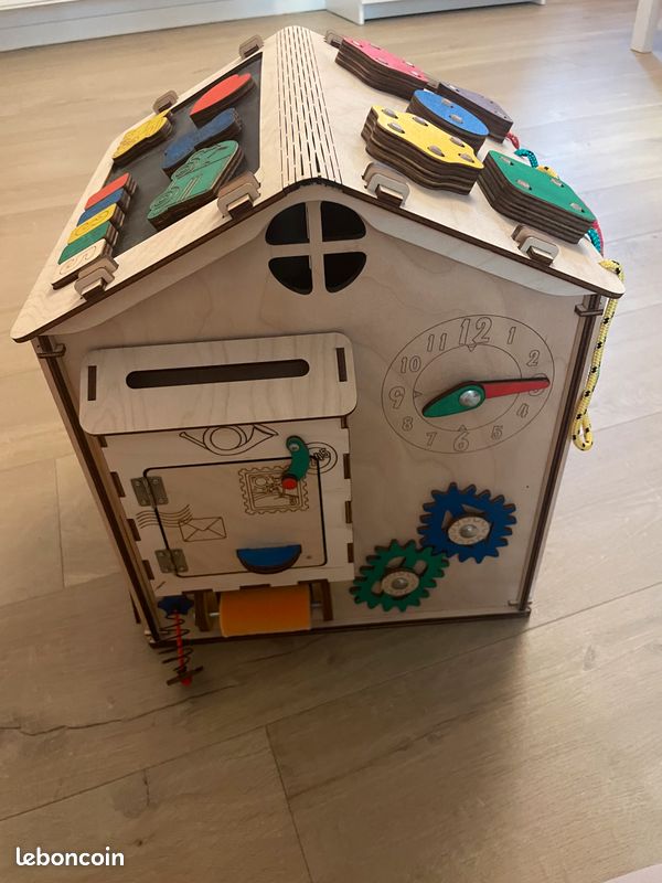 Maison Busy (image 2)