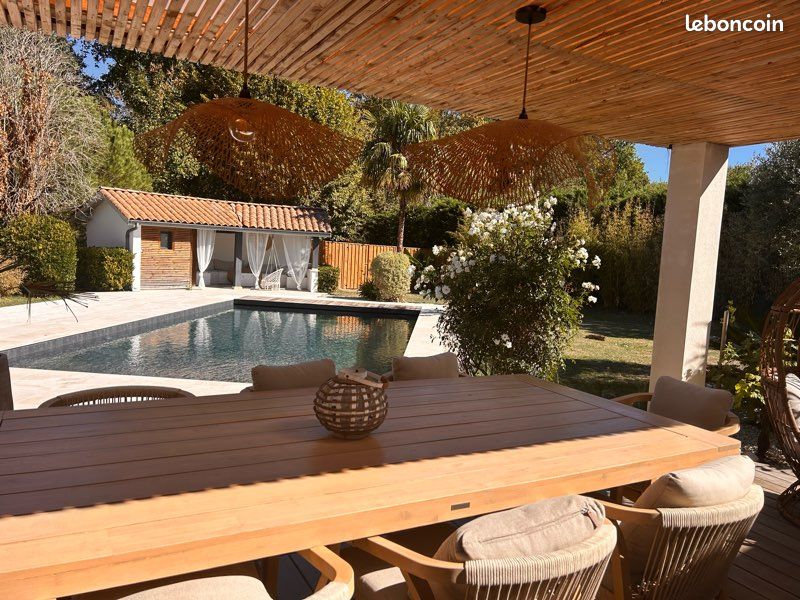 Maison 7 pièces 170 m² · à Salleboeuf · 170 m² · 690 000 €