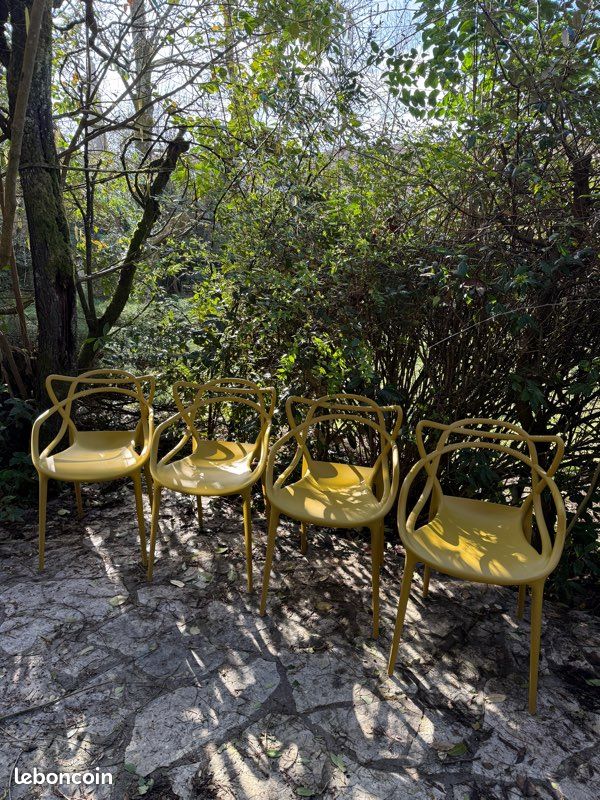 4 chaises kartell (image 1)