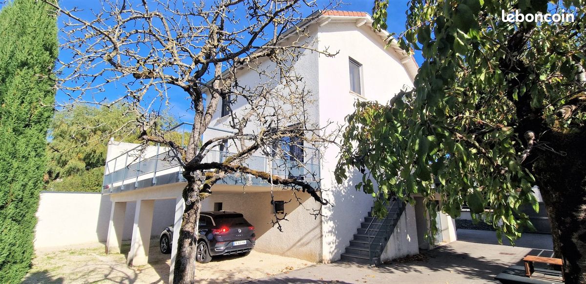 Maison 5 pièces 120 m² · à Saint-Marcellin · 120 m² · 299 000 €