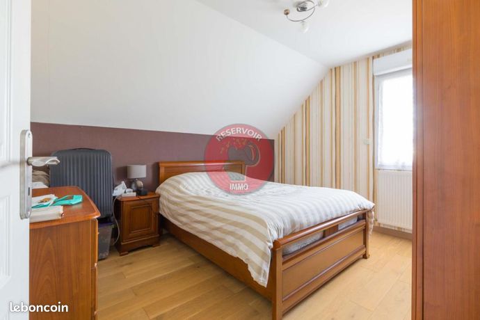 Maison 7 pièces 147 m² — 5