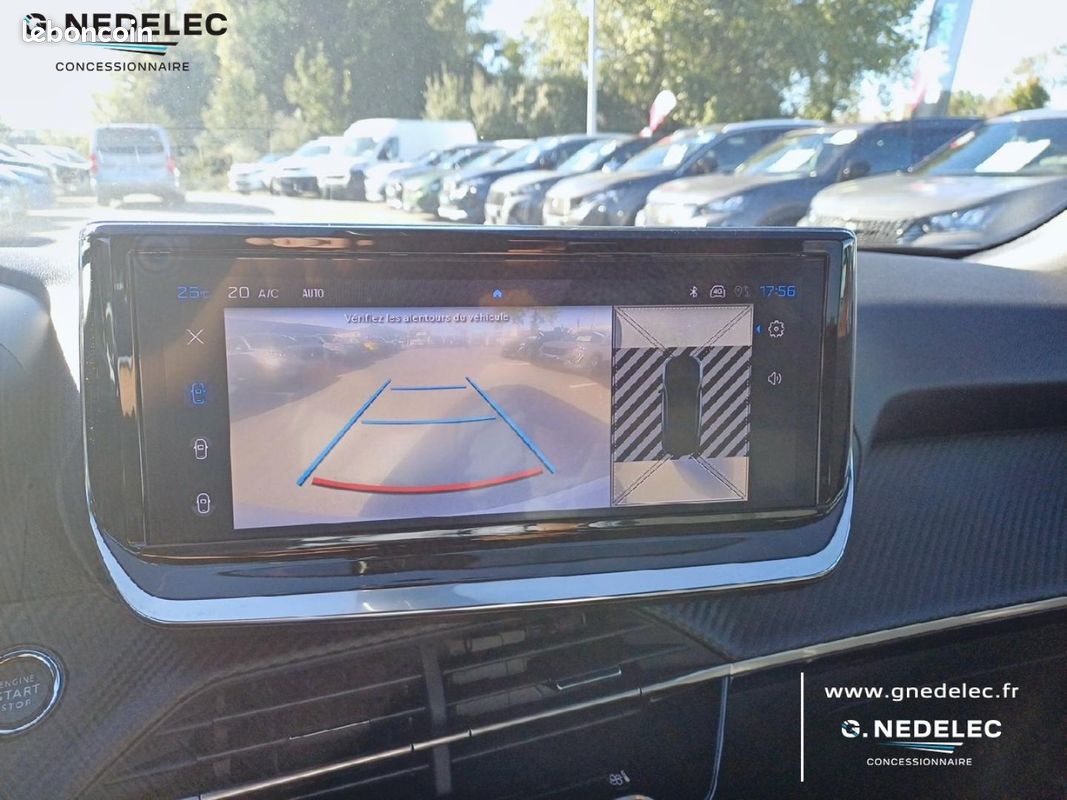 Peugeot 2008 1.2 Hybrid 145ch Allure e-DCS6 (image 14)