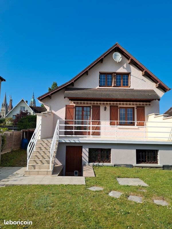 Maison 6 pièces 122 m² · à Bayeux · 122 m² · 360 000 €