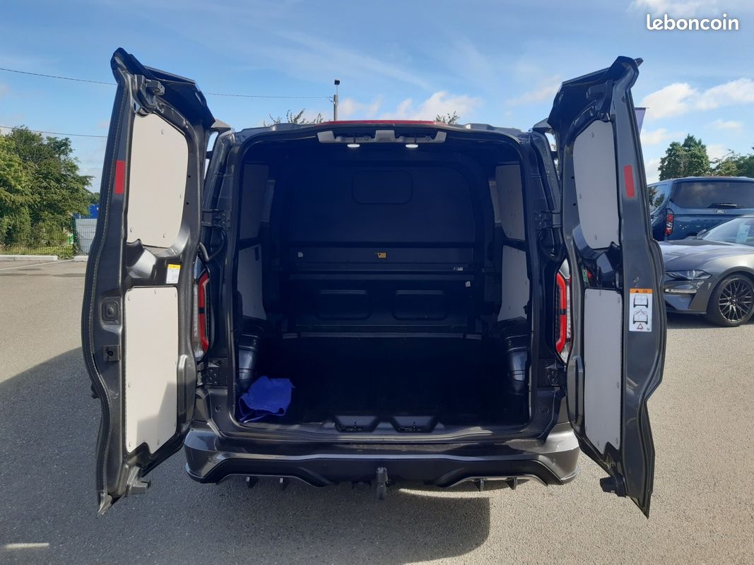 Ford Transit Custom (2) 320 L2H1 2.0 EcoBlue 170 MS-RT CA AUTO (image 13)