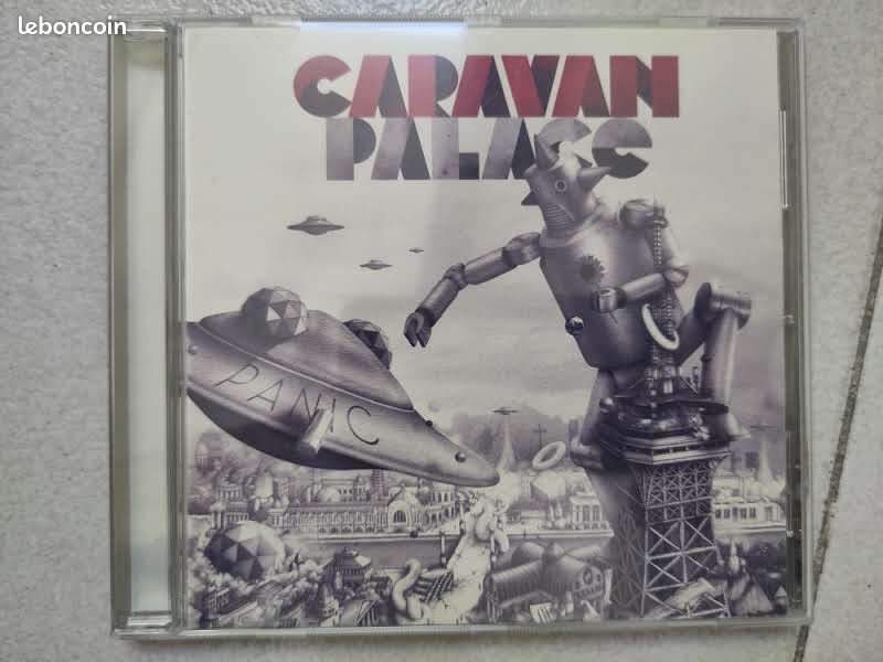 Caravan Palace - Panic (image 1)