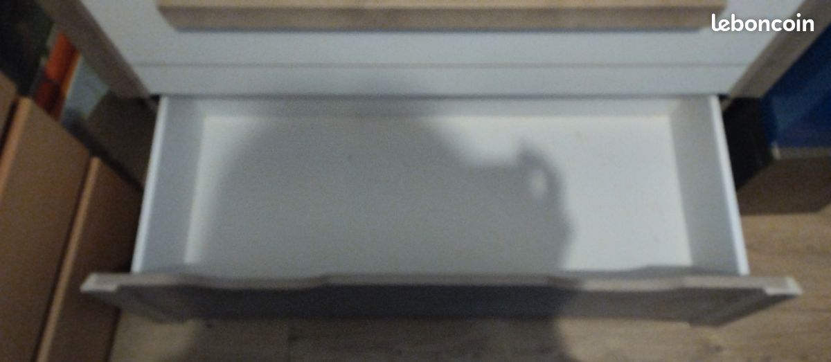 Commode (image 3)