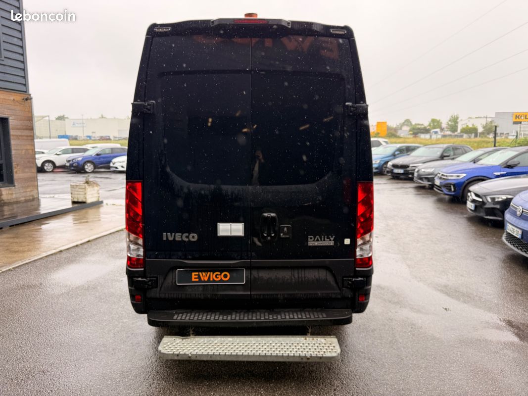 Iveco daily vu 35s16 2.3 156ch h2 hi-matic tva recuperable (image 5)