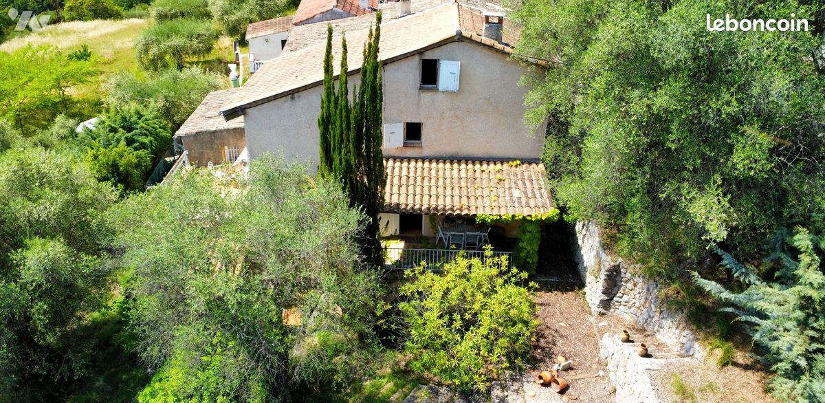 Maison 6 pièces 117 m² · à Levens · 117 m² · 296 800 €