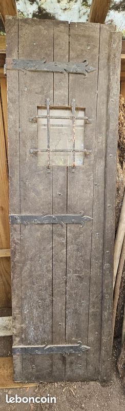 Porte ancienne en chêne (image 1)