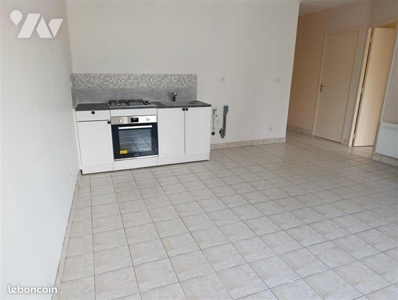Maison 2 pièces 42 m² · à Notre-Dame-de-Cenilly · 42 m² · 442 €/mois