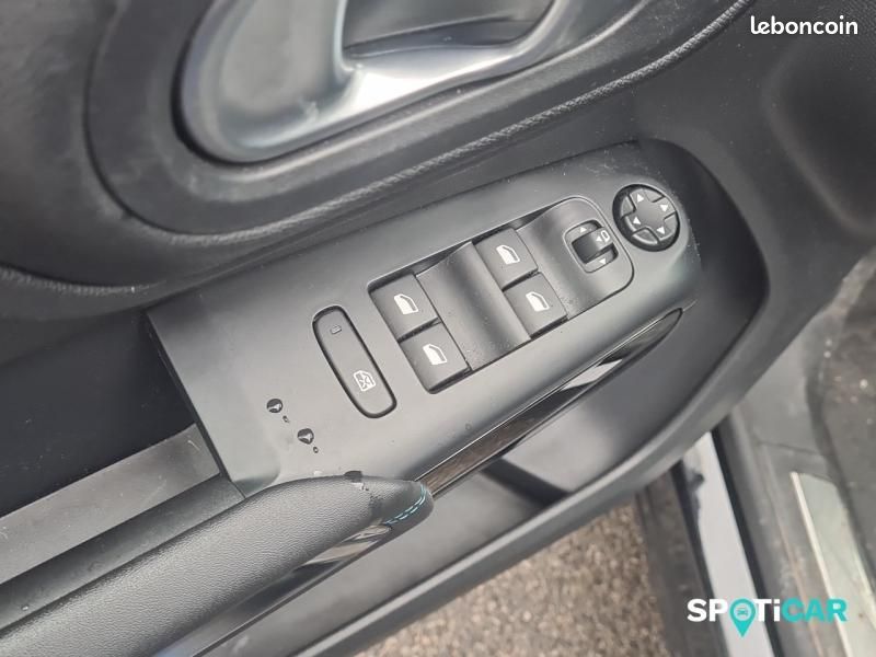 Citroen C5 Aircross PureTech 130ch S&S Shine EAT8 (image 12)