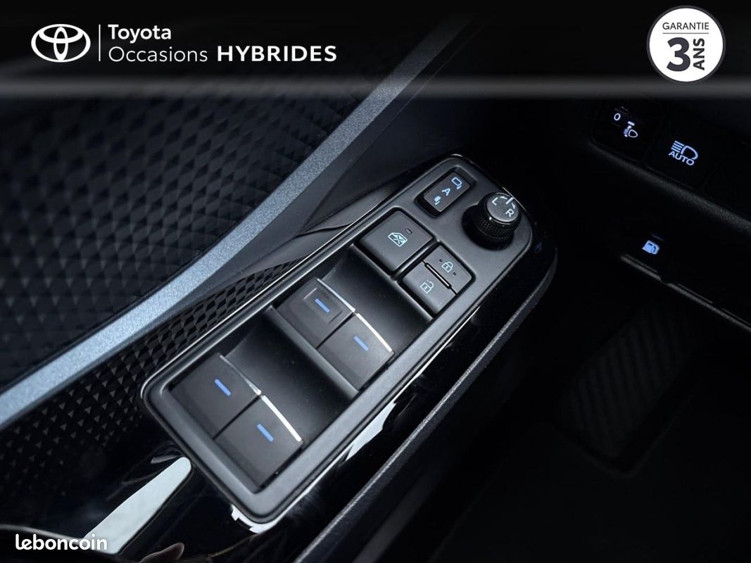 Toyota C-HR 122h Edition 2WD E-CVT RC18 (image 21)
