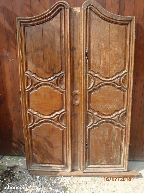 Portes moulurées meubles anciens (image 3)