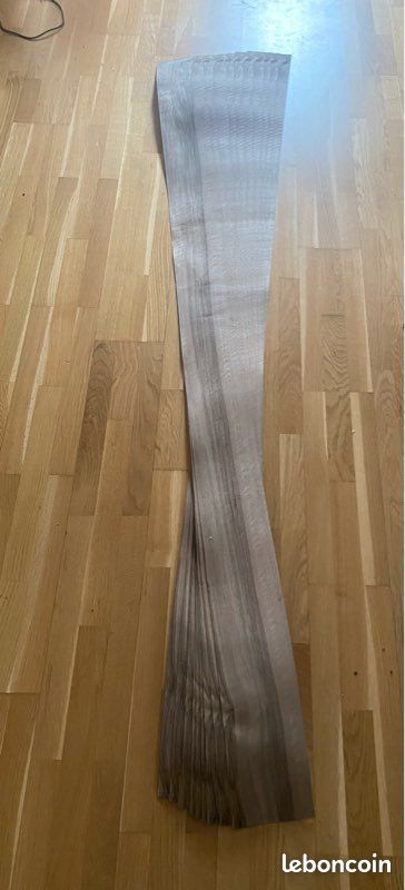 Placage noyer (image 1)