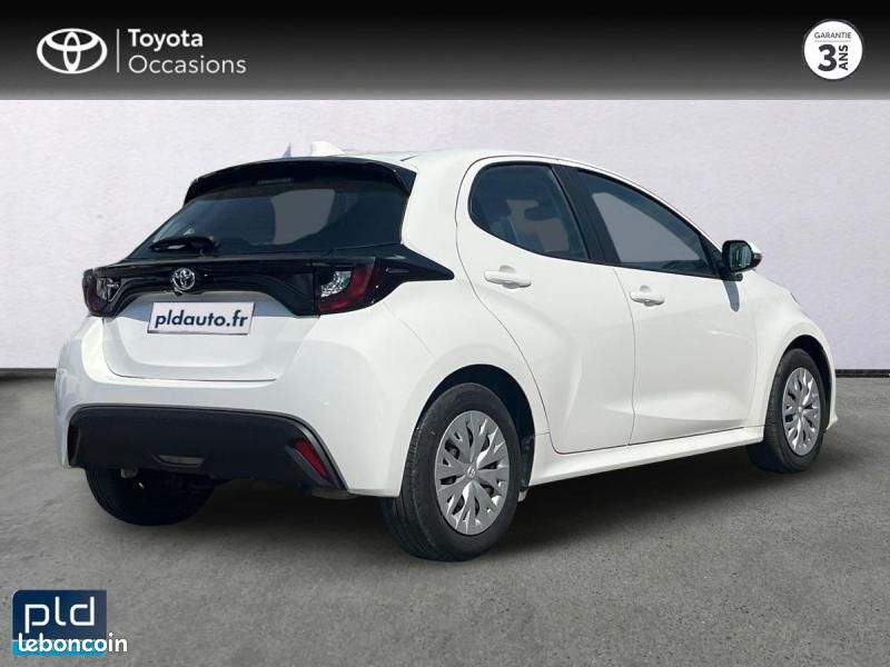 Toyota Yaris 116h Dynamic 5p MY22 (image 6)