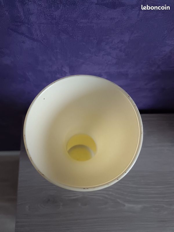 Vase (image 3)