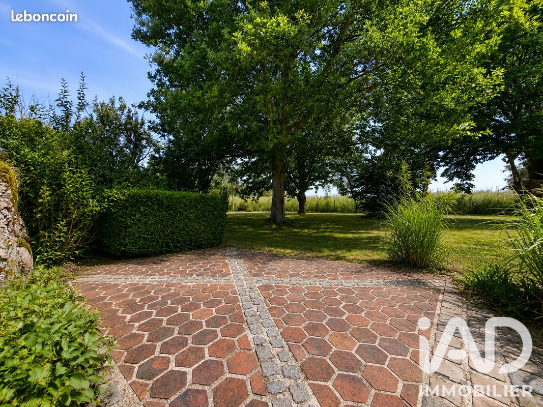 Maison 6 pièces 142 m² · à Dammarie · 142 m² · 327 500 €