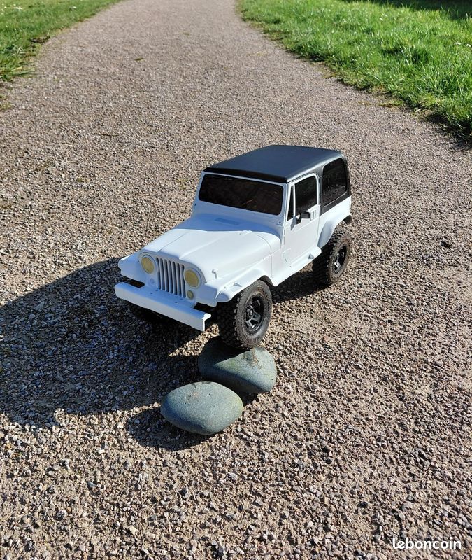 Voiture RC Tamiya 1/10 Jeep Wrangler YJ (CC-01) - 4WD Tout Terrain Neuve En Boîte - Modèle 84071 Vintage