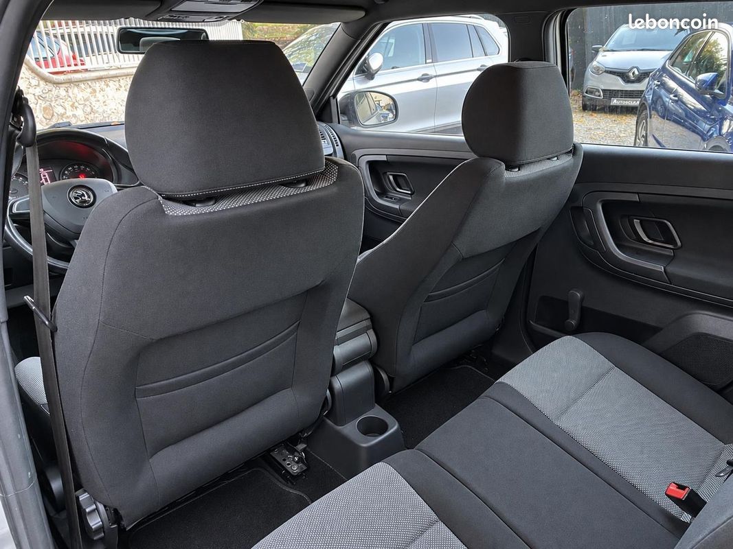 Skoda FABIA 1.6 TDI90 FAP MONTE-CARLO 2 (image 4)