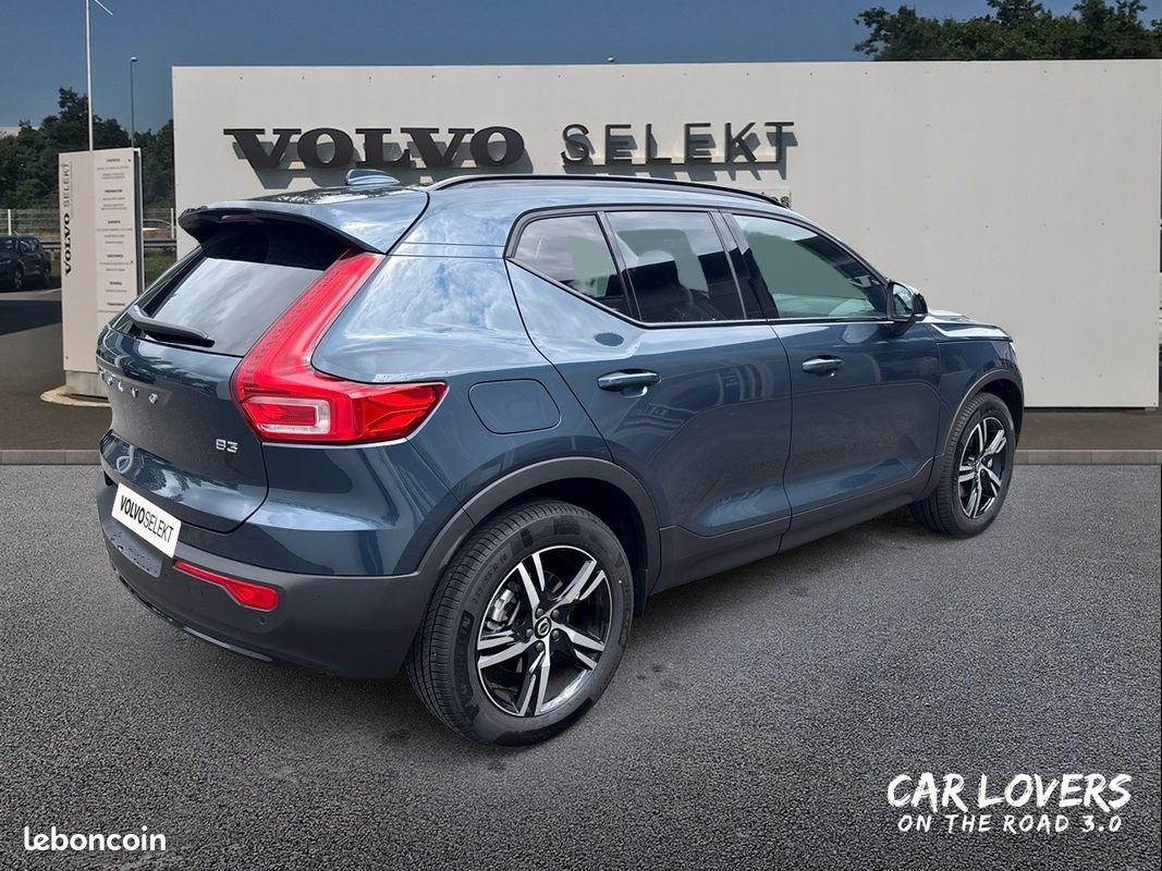 VOLVO XC40 B3 163 ch DCT7 Lounge Edition (image 5)