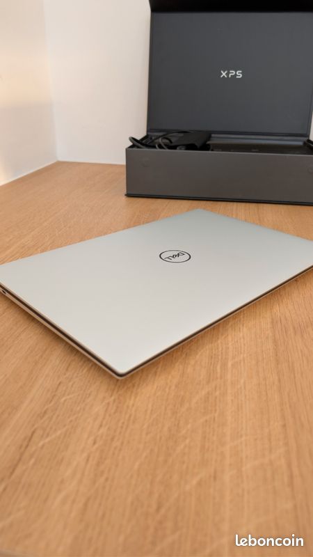 Dell XPS 9500 15 pouces- i7 / 32Go RAM / 1To SSD / 4K Tactile Oled (image 3)