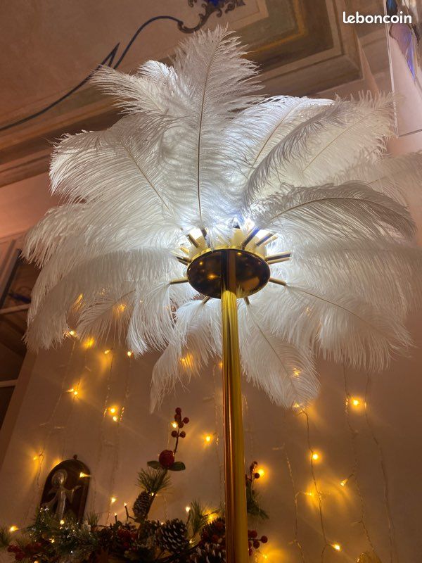 Lampadaire en plumes et acier doré (image 1)