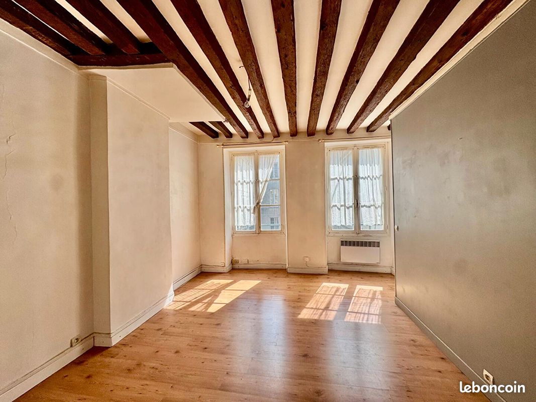 Appartement 2 pièces 45 m² · à Versailles · 45 m² · 300 000 €