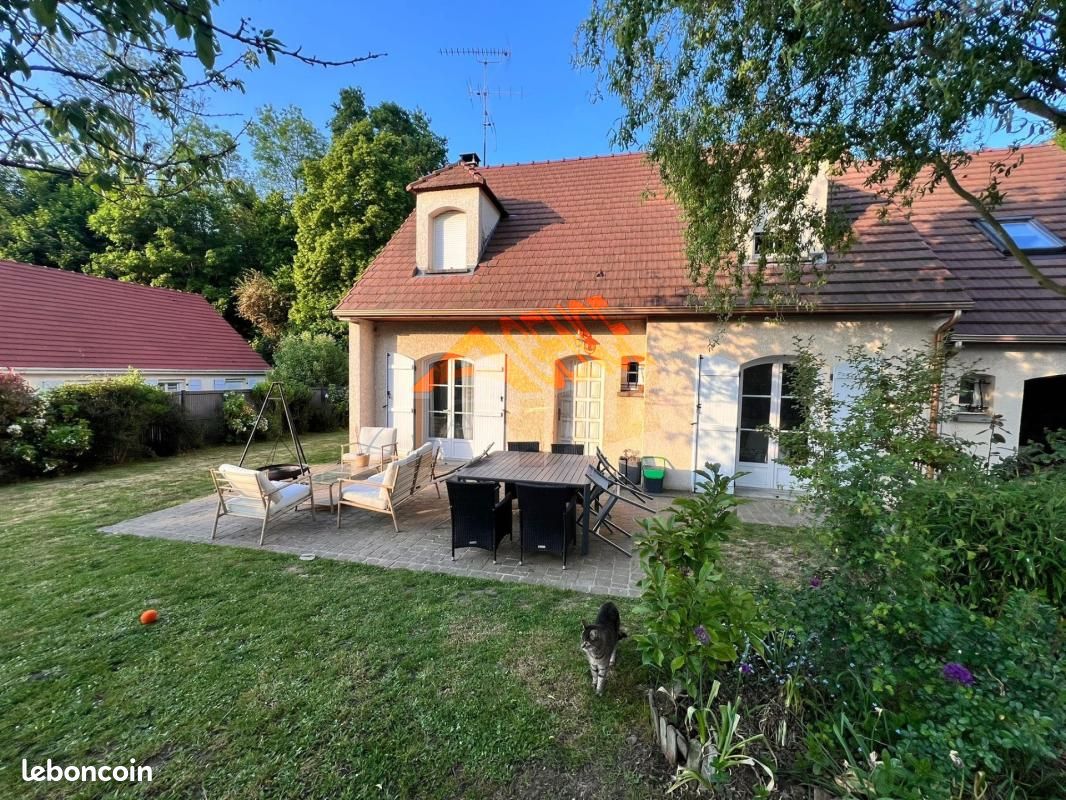 Maison 7 pièces 125 m² · à Luzarches · 125 m² · 413 000 €